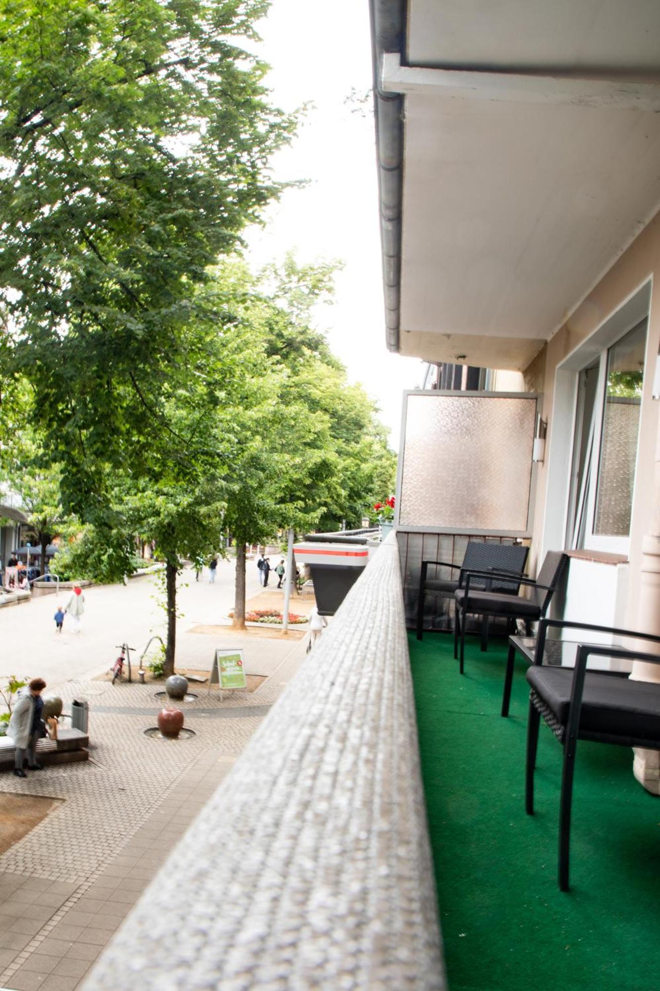 Me Living Bad Pyrmont Innenstadt 10 Meter Balkon Zewnętrze zdjęcie